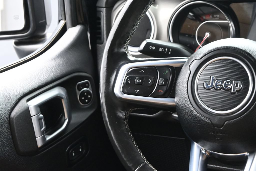 Used 2021 Jeep Wrangler Unlimited Rubicon AWD/4WD image 23