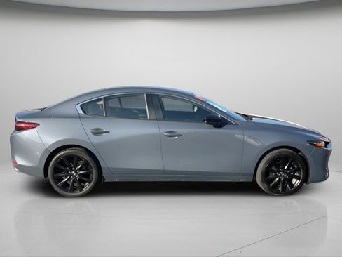 Used 2025 MAZDA MAZDA3 s image 3