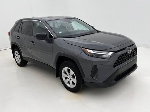 Used 2023 Toyota RAV4 LE AWD/4WD image 2