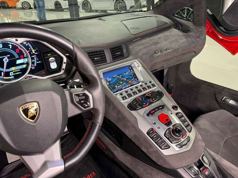 Used 2016 Lamborghini Aventador LP 700-4 image 42