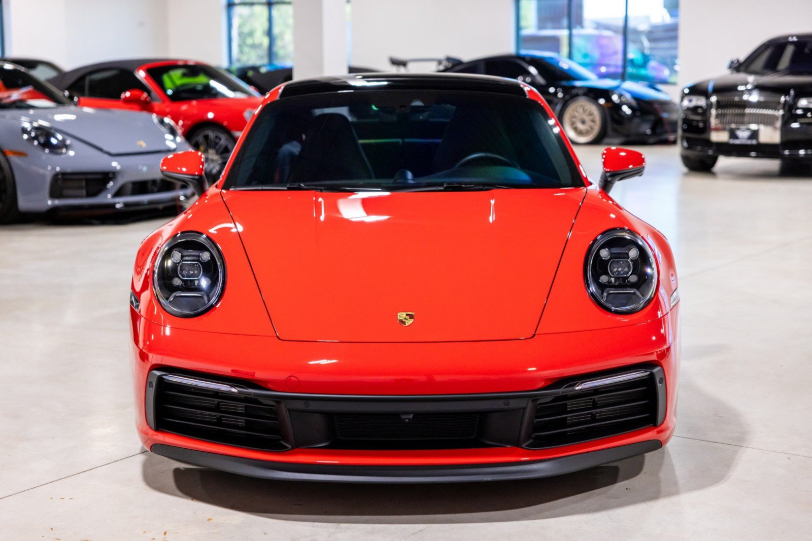 Used 2024 Porsche 911 Carrera RWD image 11
