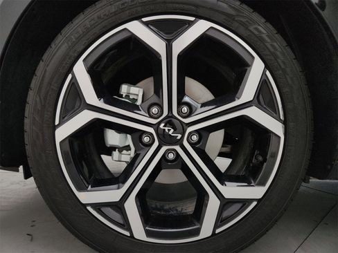 Certified 2024 Kia Niro EX Touring image 23