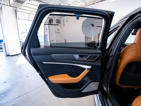 Used 2024 Audi RS 6 performance image 53