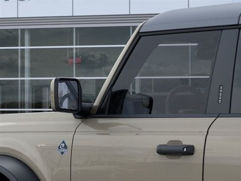 New 2026 Ford Bronco Outer Banks w/ Sasquatch Package AWD/4WD image 22
