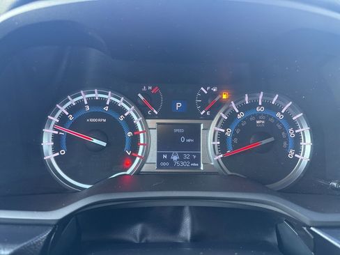 Used 2017 Toyota 4Runner SR5 image 23