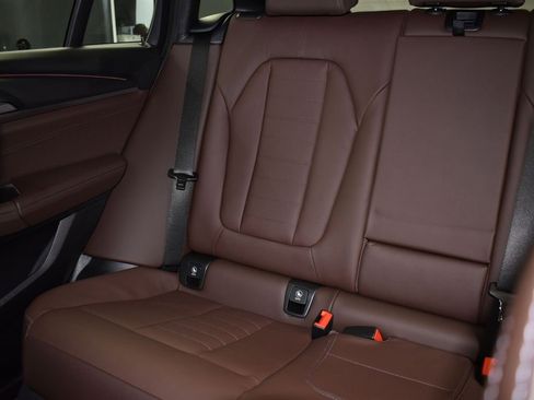 New 2025 BMW X4 xDrive30i image 14