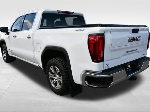 Used 2023 GMC Sierra 1500 SLT w/ SLT Convenience Package AWD/4WD image 5