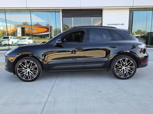 Used 2024 Porsche Macan image 2