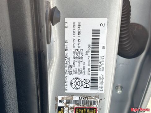 Used 2019 Toyota Tundra SR5 AWD/4WD image 33