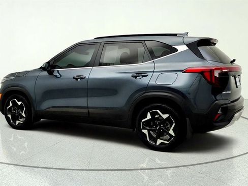 Used 2024 Kia Seltos EX FWD image 7