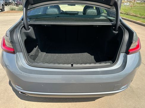 Used 2024 BMW 330i xDrive Sedan w/ Convenience Package image 22