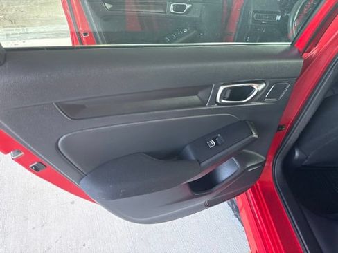Used 2022 Honda Civic LX image 13
