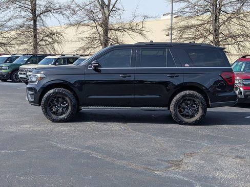 Used 2022 Ford Expedition Timberline image 5