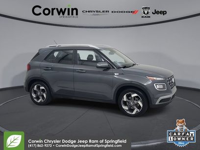 Used 2025 Hyundai Venue SEL