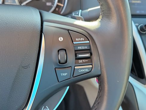 Used 2015 Acura TLX w/ Technology Package FWD image 23