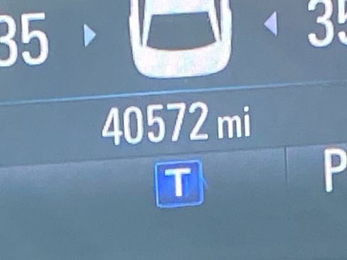 Used 2017 Chevrolet Camaro LT image 22