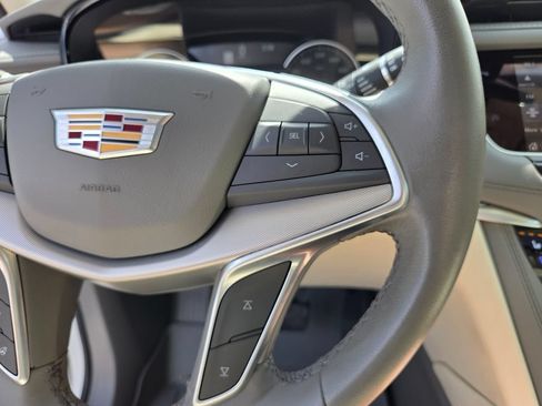 Used 2024 Cadillac XT5 Premium Luxury FWD image 33