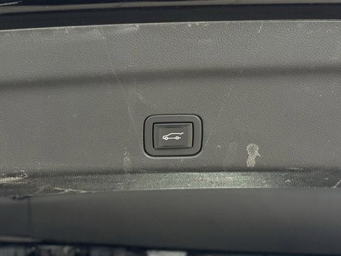 Certified 2023 Chevrolet Tahoe Premier image 37