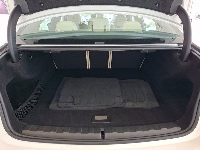 Certified 2023 BMW 330e xDrive w/ Premium Package AWD/4WD image 33