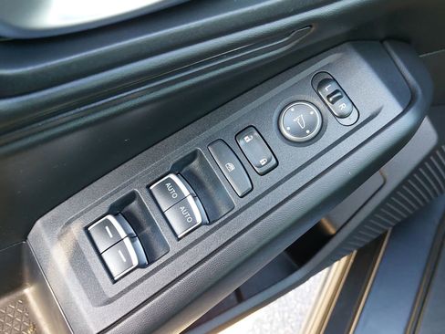 Used 2025 Honda Accord SE image 28