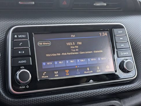 Used 2025 Nissan Kicks Play S FWD image 19