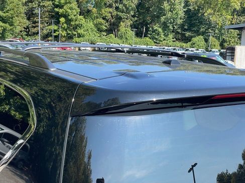 Used 2020 Nissan Armada Platinum w/ Captain's Chairs Package image 32