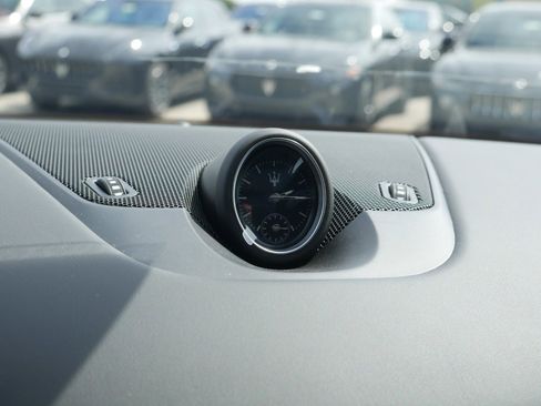 Used 2024 Maserati Levante Modena Ultima image 33