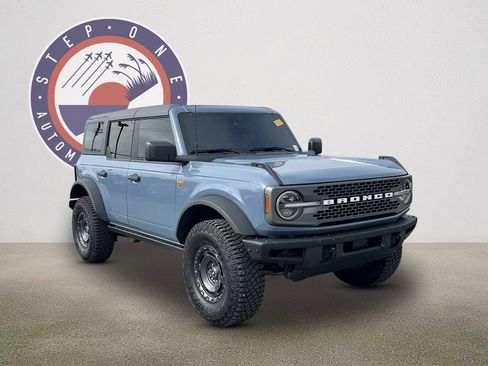 Certified 2024 Ford Bronco Badlands image 2