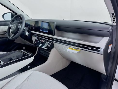 New 2026 Hyundai Tucson Blue SE AWD/4WD image 40