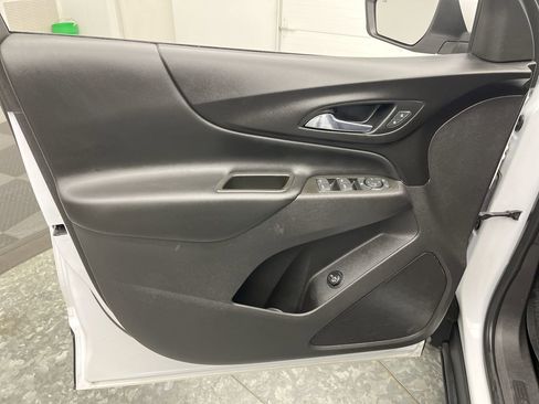 Certified 2021 Chevrolet Equinox LT image 7