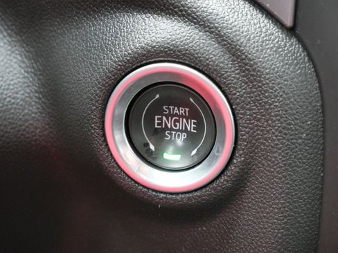 Used 2023 Chevrolet Silverado 1500 Custom image 25