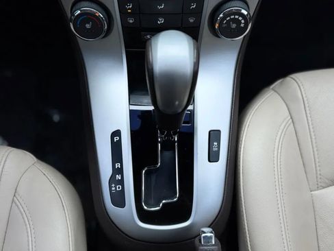 Used 2015 Chevrolet Cruze LT w/ Sun, Sound and Sport Package image 20