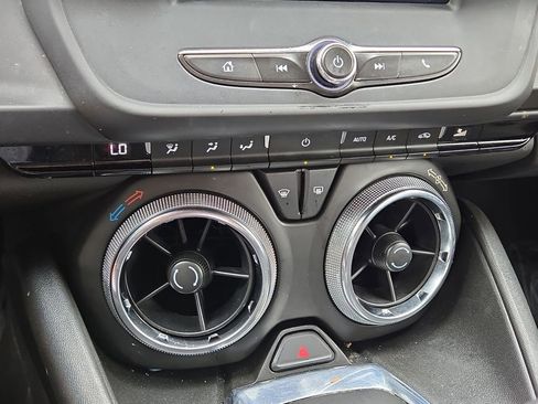 Used 2022 Chevrolet Camaro LT RWD image 26