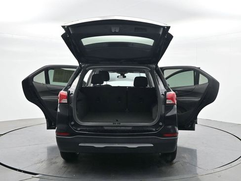 Used 2023 Chevrolet Equinox LT FWD image 36