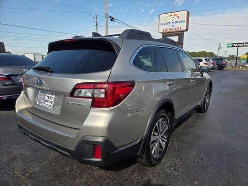 Used 2018 Subaru Outback 2.5i Limited AWD/4WD image 5