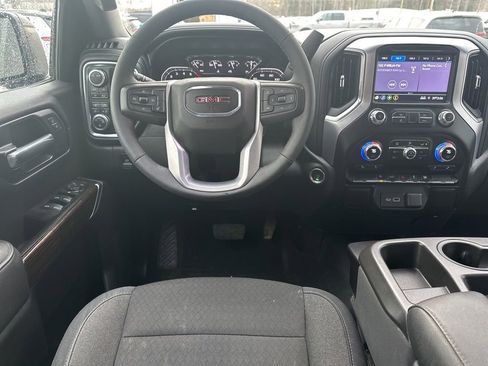 Used 2021 GMC Sierra 1500 Elevation image 17