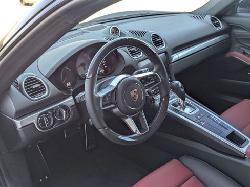 Certified 2025 Porsche 718 Cayman S image 4