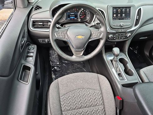 Used 2024 Chevrolet Equinox LT w/ LPO, Floor Liner Package FWD image 29