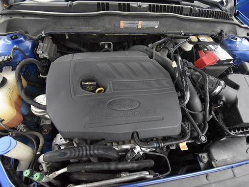 Used 2017 Ford Fusion SE w/ Fusion SE Technology Package FWD image 16