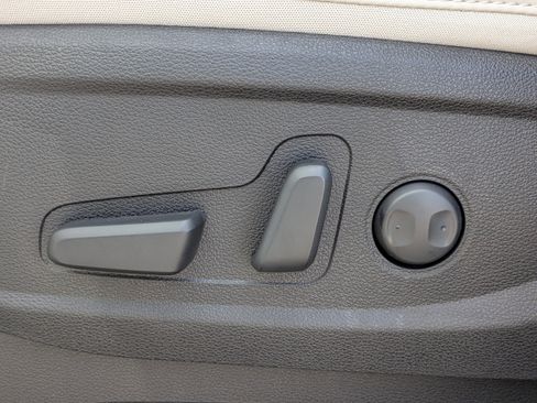 New 2025 Kia Telluride S image 25