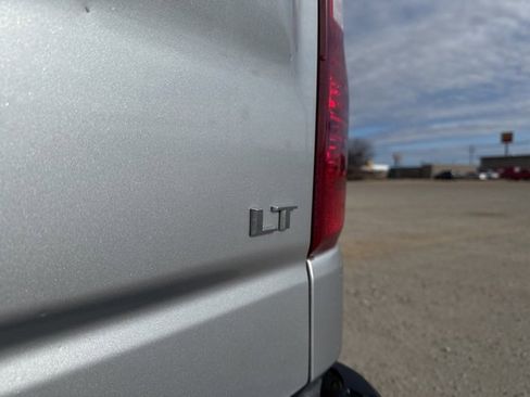 Used 2021 Chevrolet Silverado 1500 LT w/ Bed Protection Package image 11