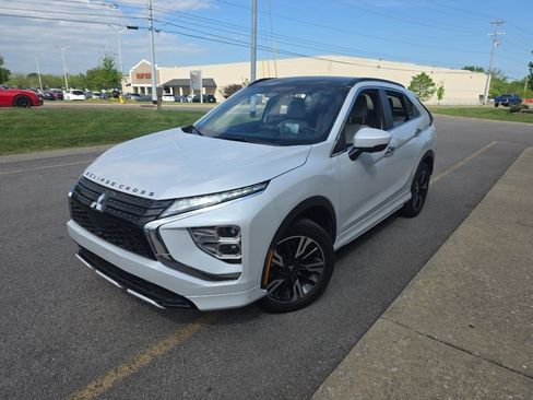Used 2025 Mitsubishi Eclipse Cross SEL image 8