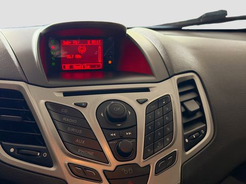 Used 2012 Ford Fiesta SE FWD image 21