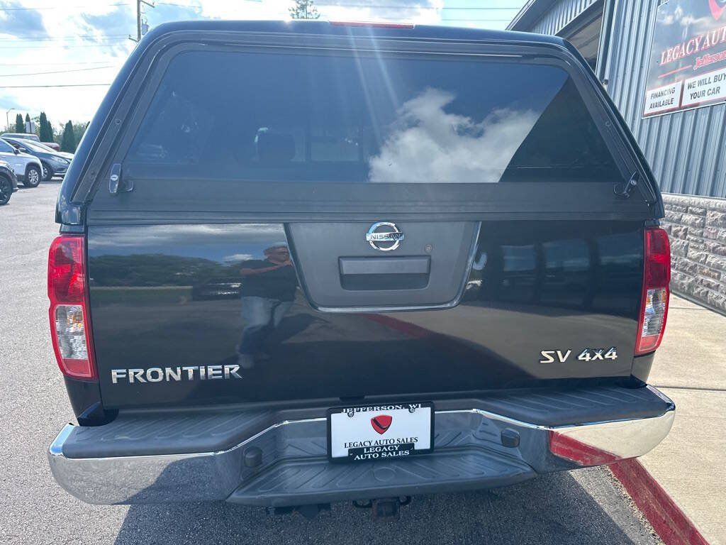 Used 2016 Nissan Frontier SV AWD/4WD image 4