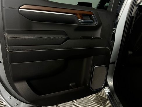 Used 2023 GMC Sierra 1500 Denali AWD/4WD image 26