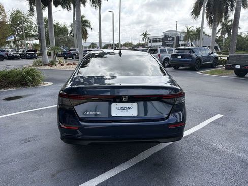 Used 2025 Honda Accord SE image 7