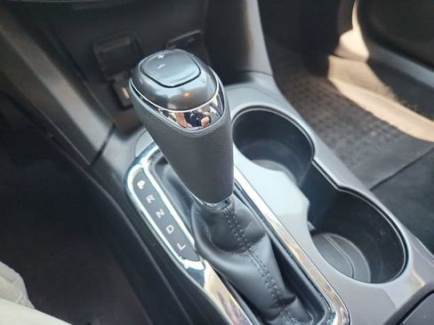 Used 2017 Chevrolet Cruze LT FWD image 15
