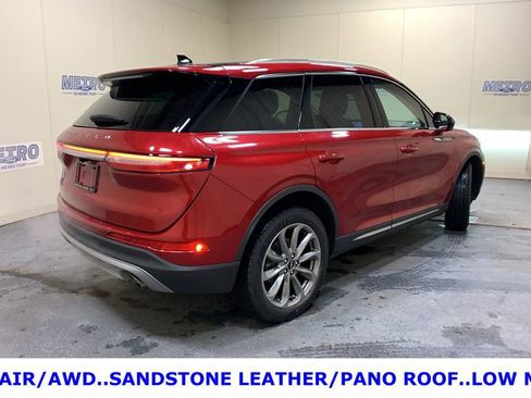 Used 2020 Lincoln Corsair AWD w/ Premium Package image 3