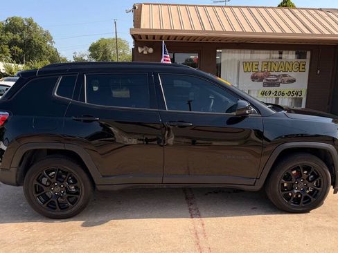 Used 2026 Jeep Compass Latitude w/ Quick Order Package 29K AWD/4WD image 6