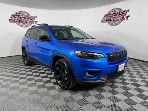 Used 2023 Jeep Cherokee Altitude Lux w/ Lux Elite Package AWD/4WD image 9